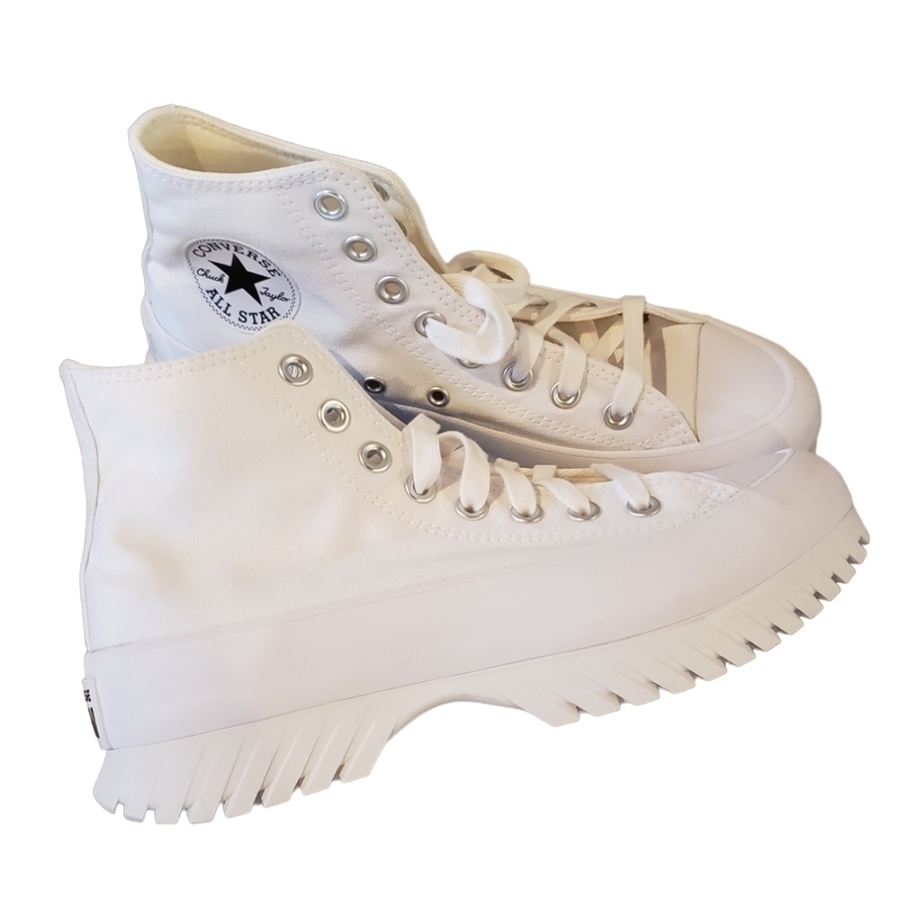Converse CTAS Lugged 2.0 White Hi Top Platform Sneaker